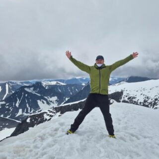 A week in Northern Scandinavia:
+highest peak of Sweden, Kebnekaise
+highest point in Finland, Halti
+hiking in rain
+midnight sun
+tundra landscapes
+reindeers
+sauna
+hiking with a group of great people